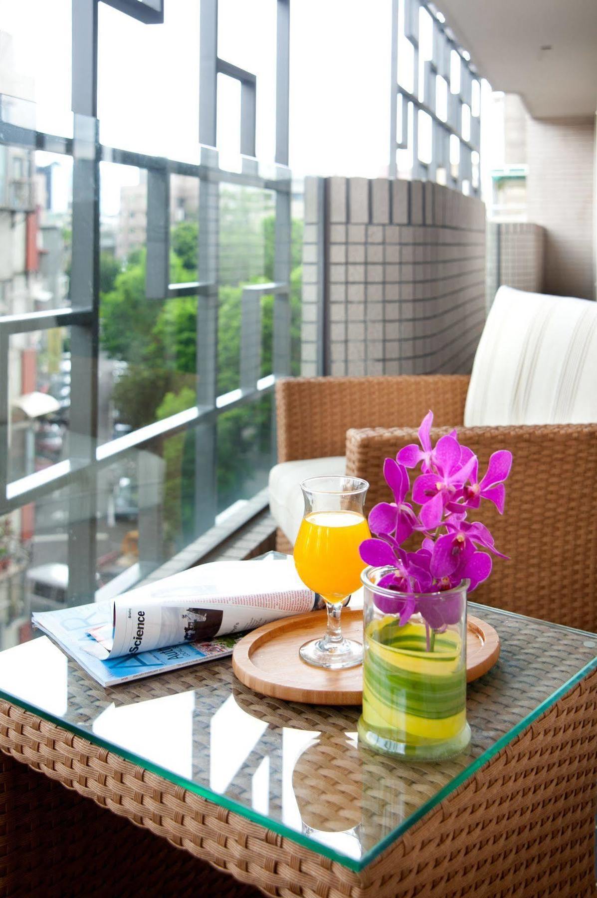 The Corner House Hotel Taipei Exterior photo